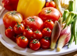 おすすめの「夏に植える野菜」と水耕栽培で育てるメリット